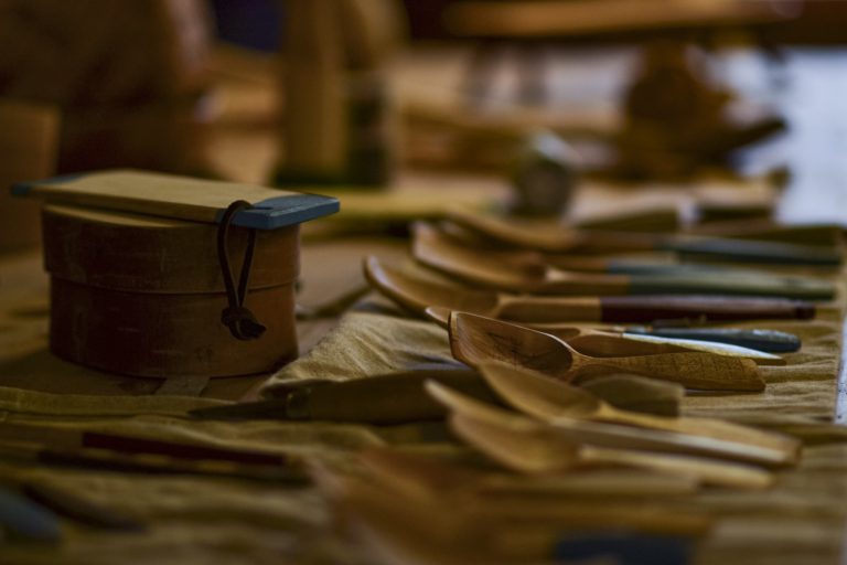 Treredskaper på arbeidsbenk